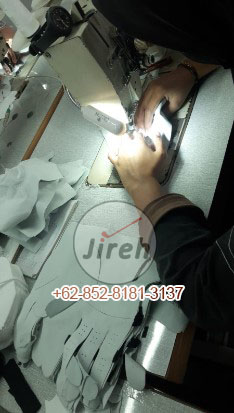 custom-golf-gloves-factory